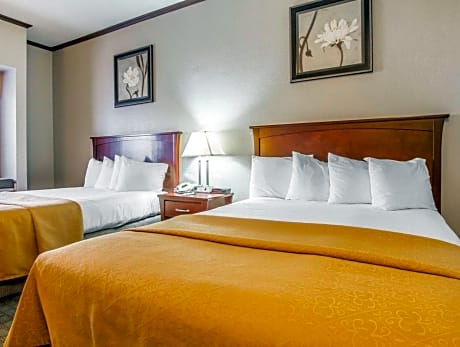 Queen Room with Two Queen Beds