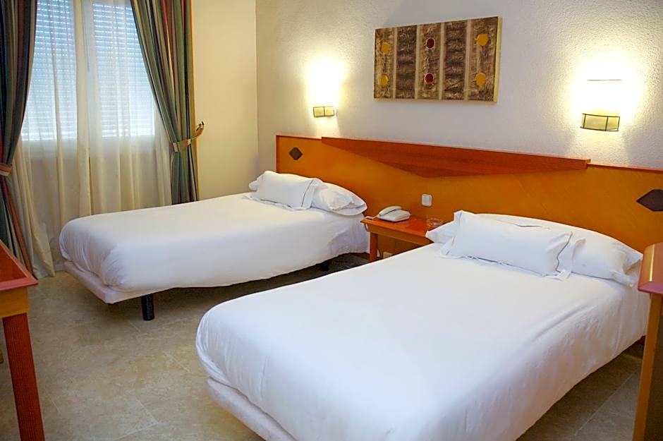 Photo 1 sur 1 de Triple Room