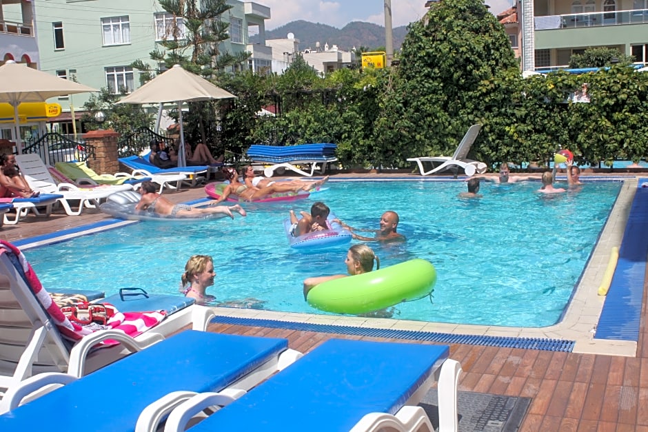 Sebnem Apart & Studio