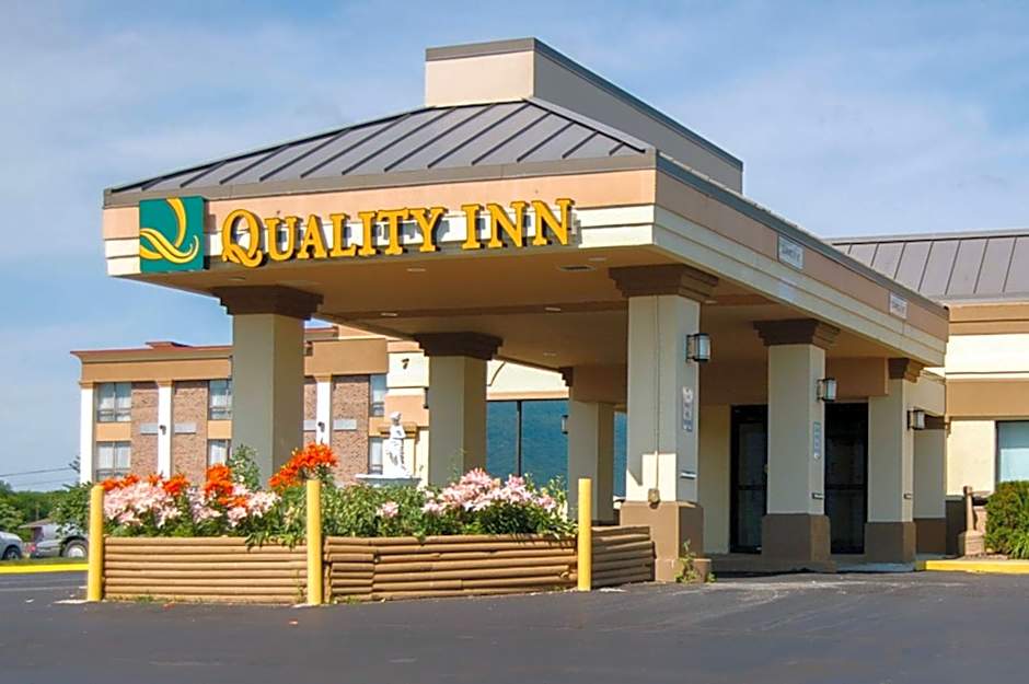 Quality Inn Mill Hall