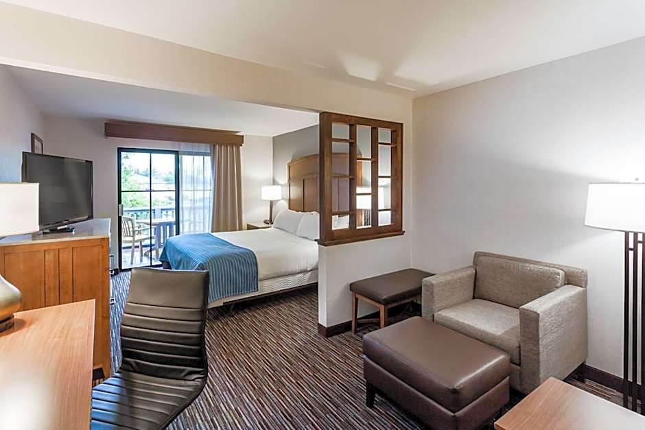 Holiday Inn Express & Suites Carpinteria By IHG