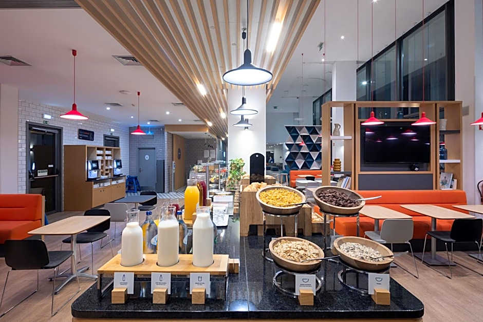 Holiday Inn Express Porto Exponor By IHG