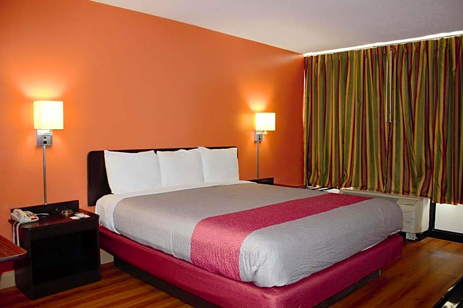 Motel 6-Cleveland, TN