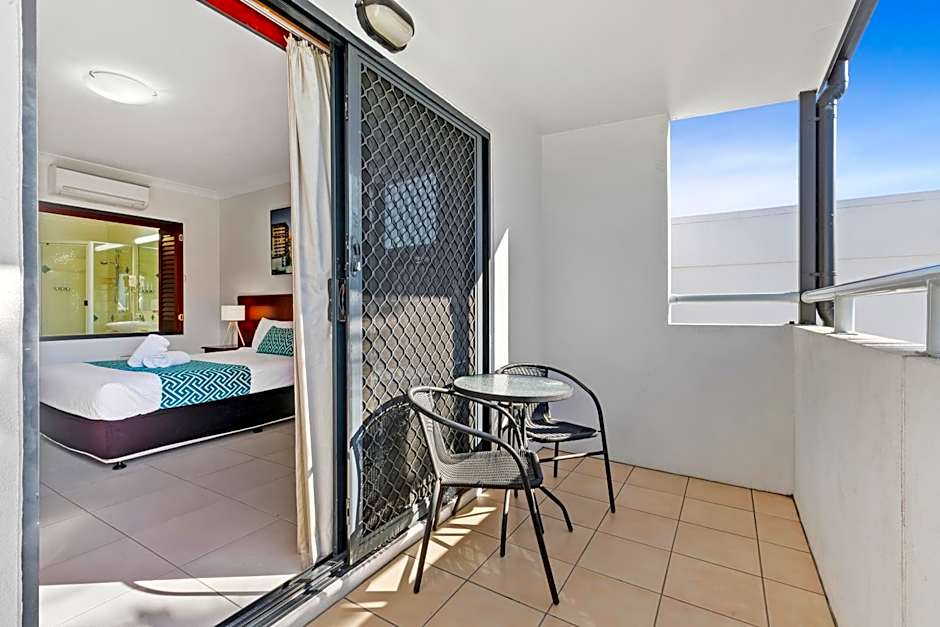 Coffee House Apartment Motel