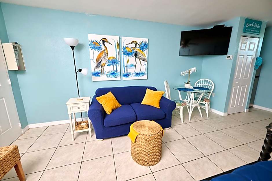 Camelot Beach Suites