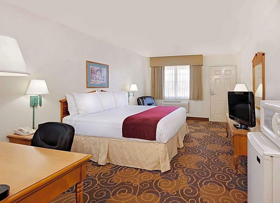 Days Inn by Wyndham San Angelo