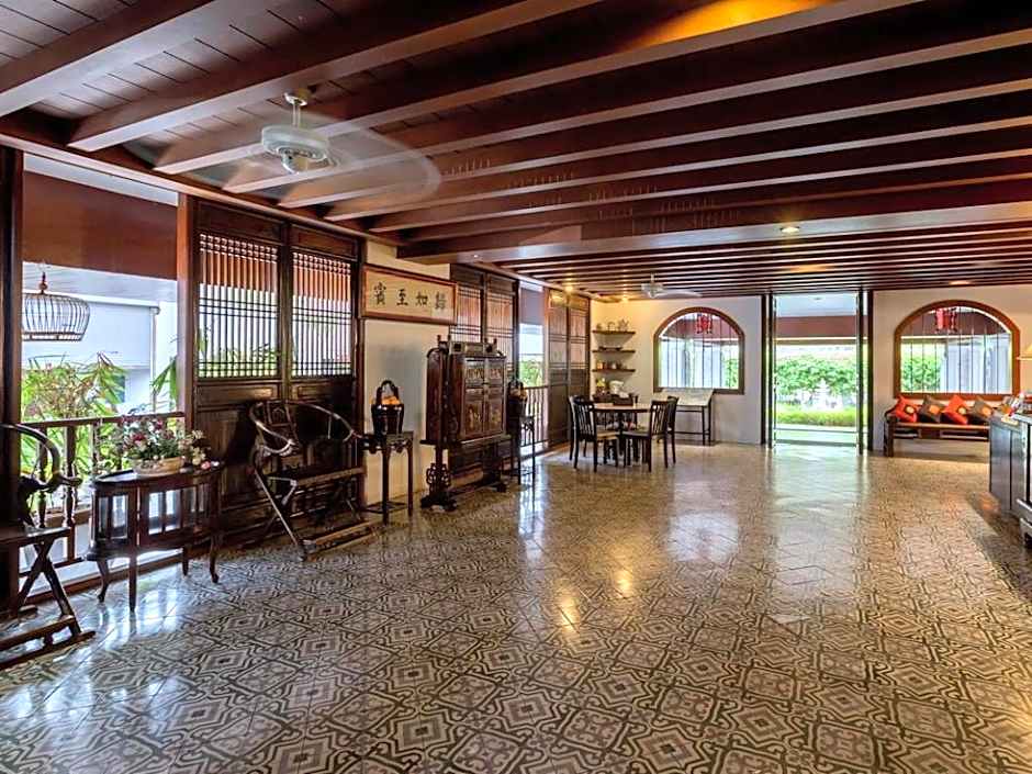 Sino House Phuket Hotel - SHA Plus