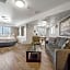 Rancho San Diego Inn & Suites
