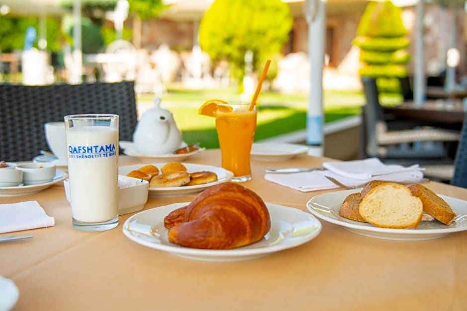 Airport Hotel Tirana