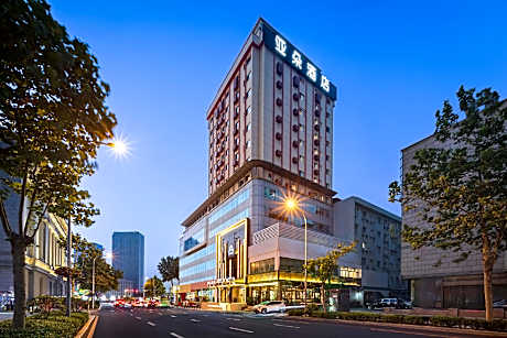 Atour Hotel Dalian Donggang Business District Gangwan Plaza