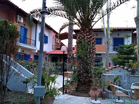 9 Musses Hotel Apartments