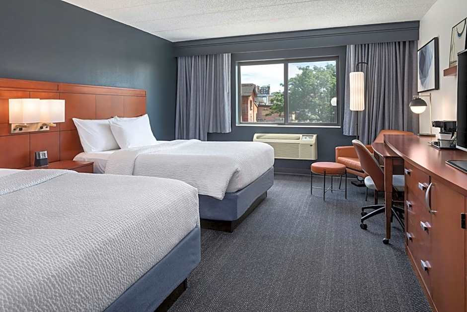 Courtyard by Marriott La Crosse Downtown/Mississippi Riverfront