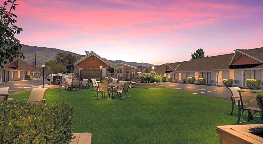 Best Western Plus Frontier Motel
