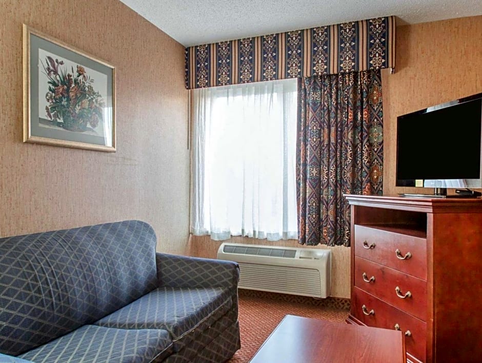 Quality Inn & Suites