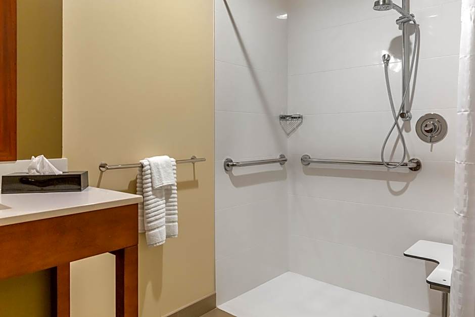 Comfort Inn & Suites Gap Amish Country