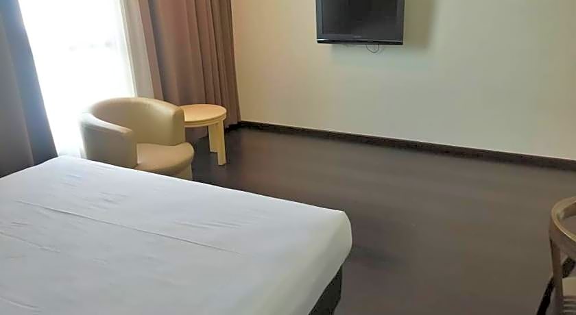 Manja Hotel