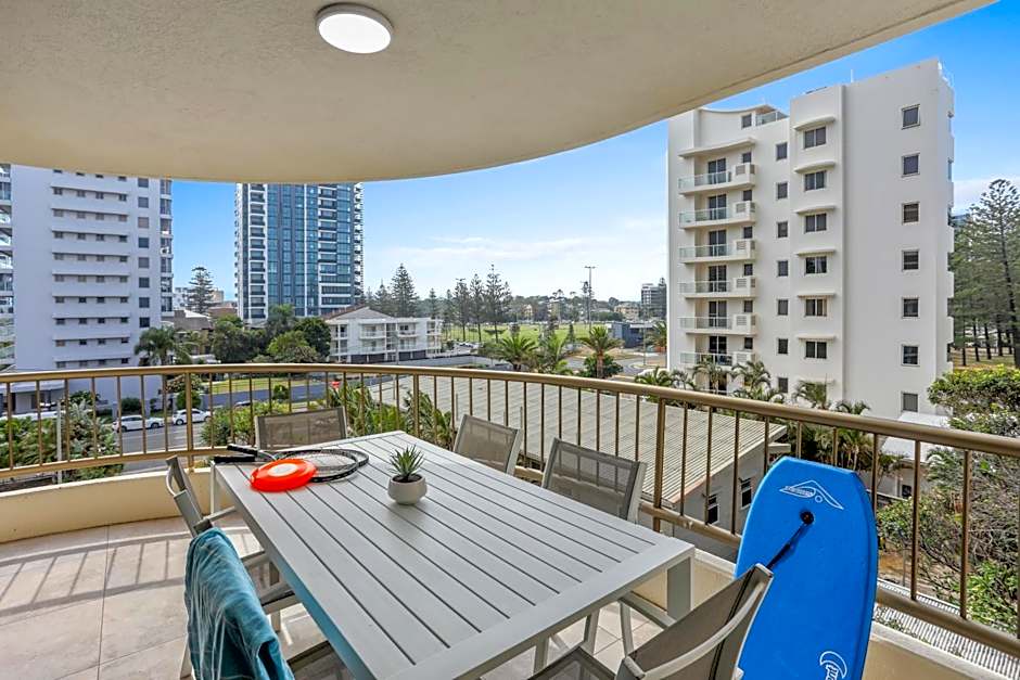 Boulevard North Holiday Apartments