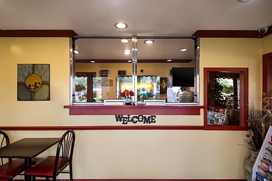 Americas Best Value Inn Buda Austin S