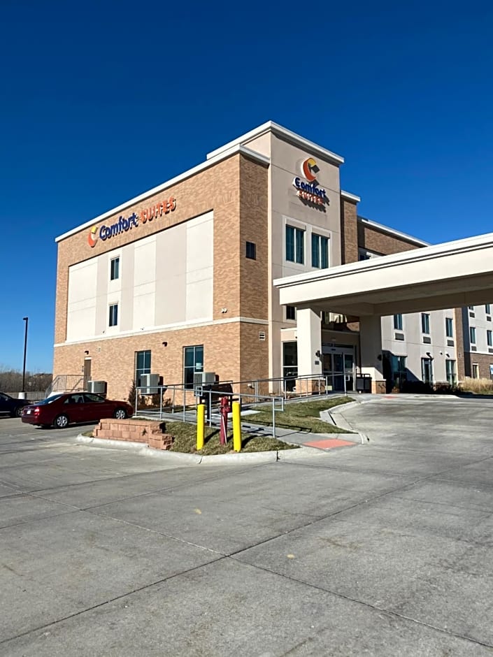 Comfort Suites West Omaha