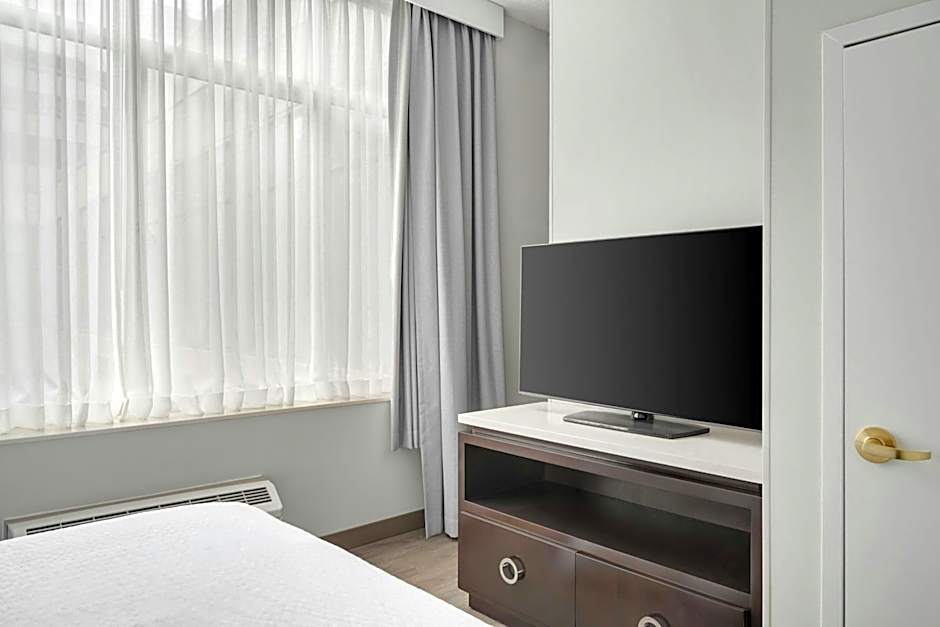 Fairfield Inn & Suites by Marriott Chicago Downtown/Magnificent Mile