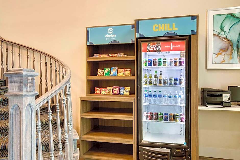 Clarion Pointe Atlanta Airport College Park