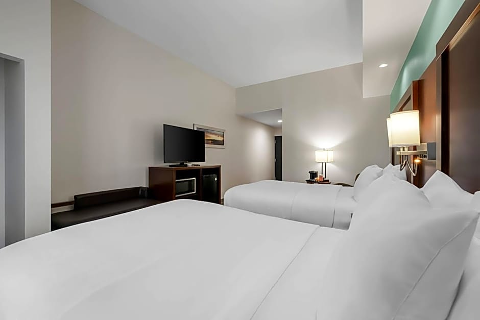Comfort Suites New Bern near Cherry Point