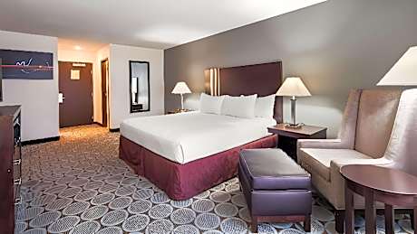 1 KING BED,SMOKING ROOM,WIFI
