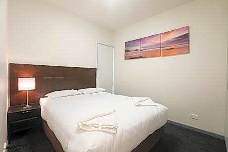 Deluxe Two Bedroom Apartment