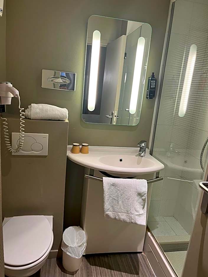 ibis Paris Tour Montparnasse 15eme