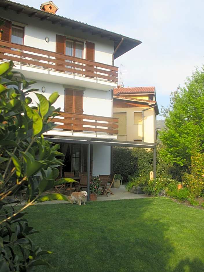 B&b La Corte Dei Gelsomini – Ponteranica, VA