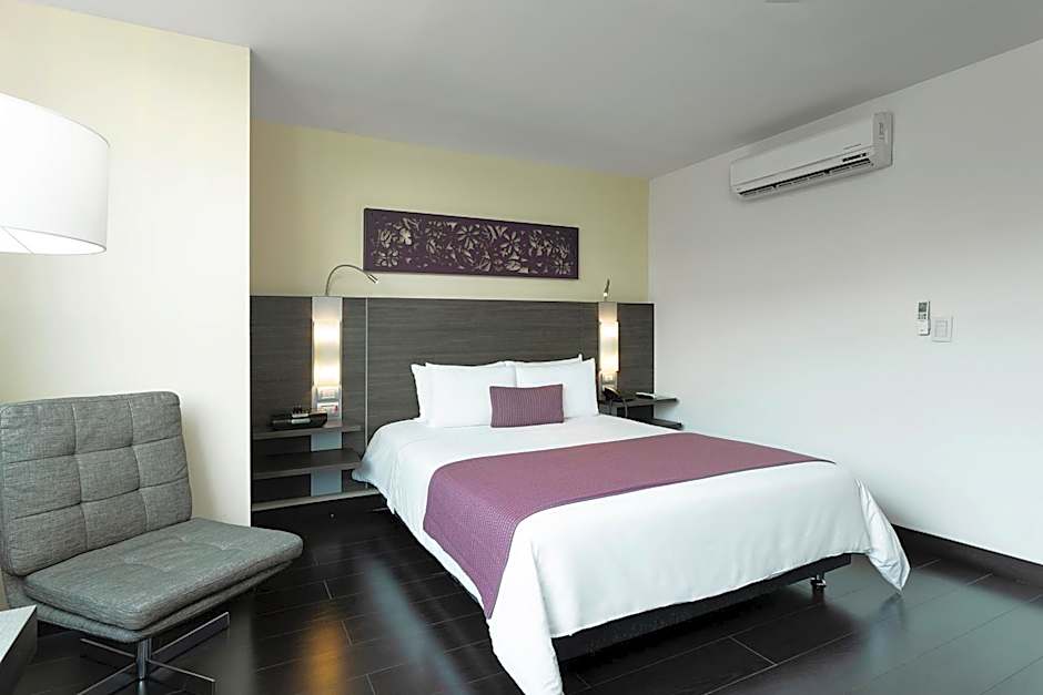 Hotel bh El Poblado