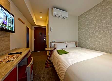 Single Room - Non-Smoking