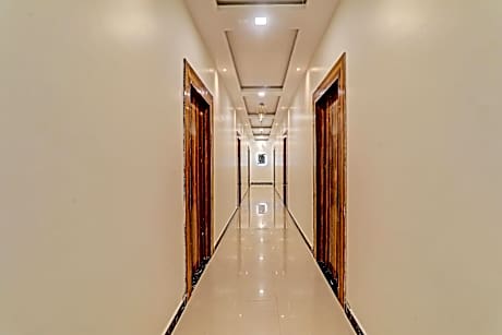 Hotel O Awadh International