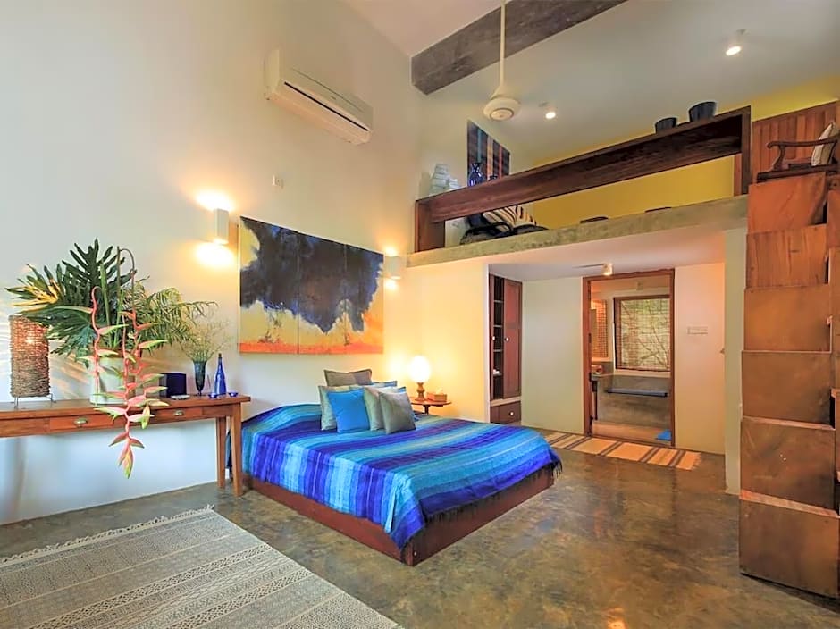 Saffron & Blue Villa