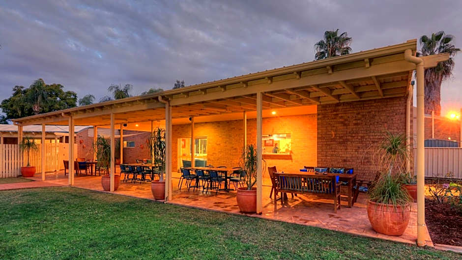 Mulga Country Motor Inn