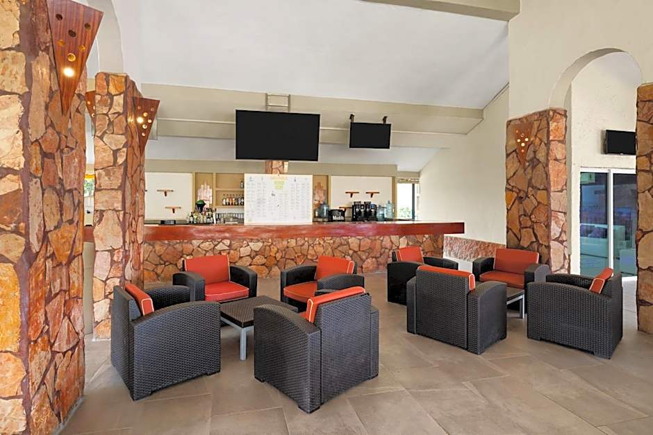 Grand Decameron Complex Bucerias, A Trademark All-Inclusive Resort