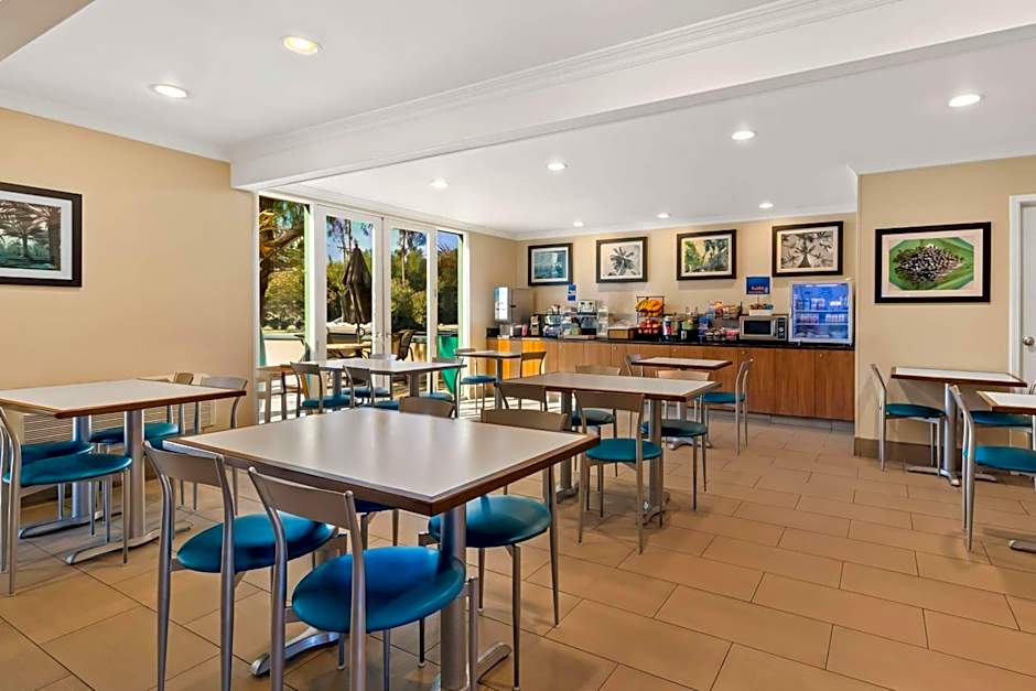 Best Western Date Tree Hotel