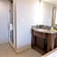 Hilton Niagara Falls-Fallsview Hotel - Suites