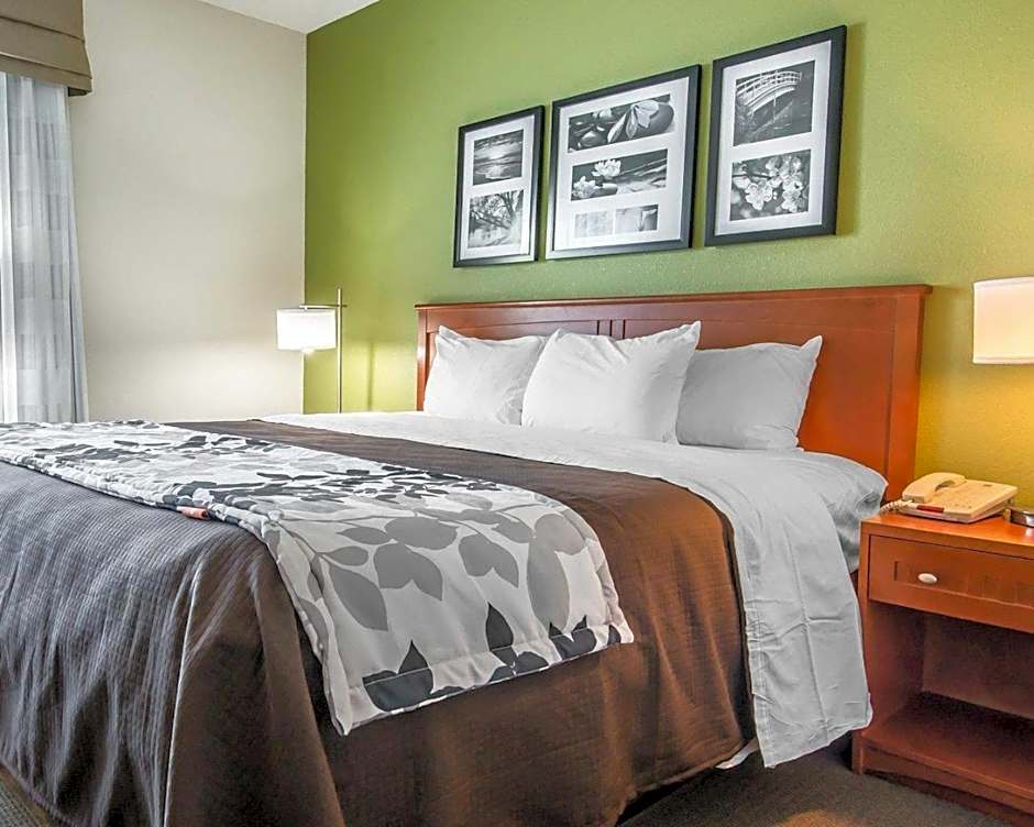 Sleep Inn & Suites Winchester near University
