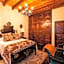 Exclusive Luxury Guest Center House