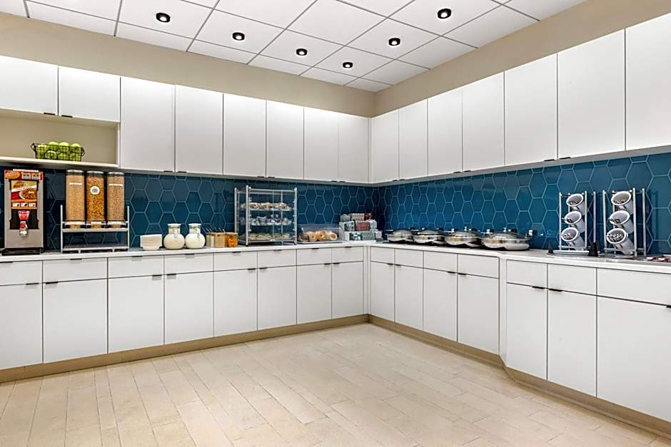 Residence Inn by Marriott New York The Bronx at Metro Center Atrium