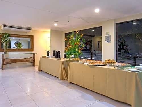 Tulip Inn Sao Luis Praiabella