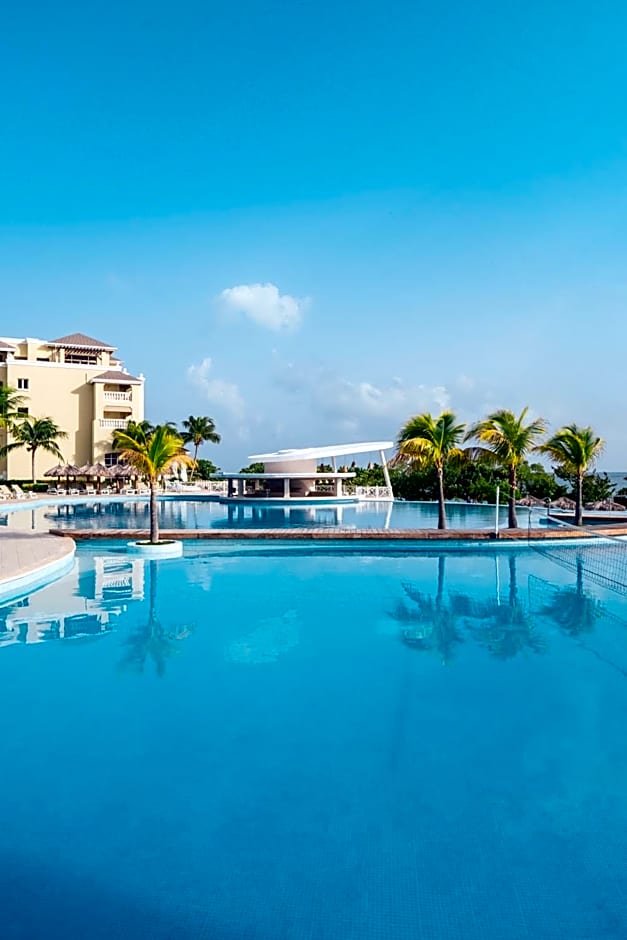 Iberostar Rose Hall Beach