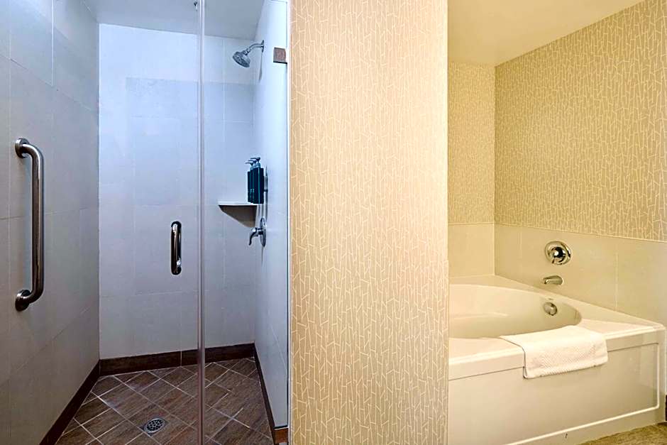 DoubleTree by Hilton Buena Park