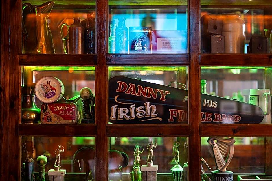 The Hyde - At Dunning's Bar