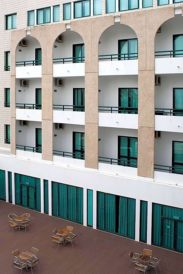 Leziria Parque Hotel