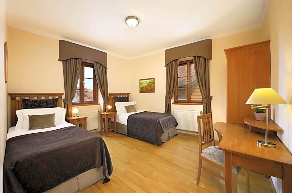 Castle View Apartments