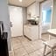 Oceanfront Litchfield Inn