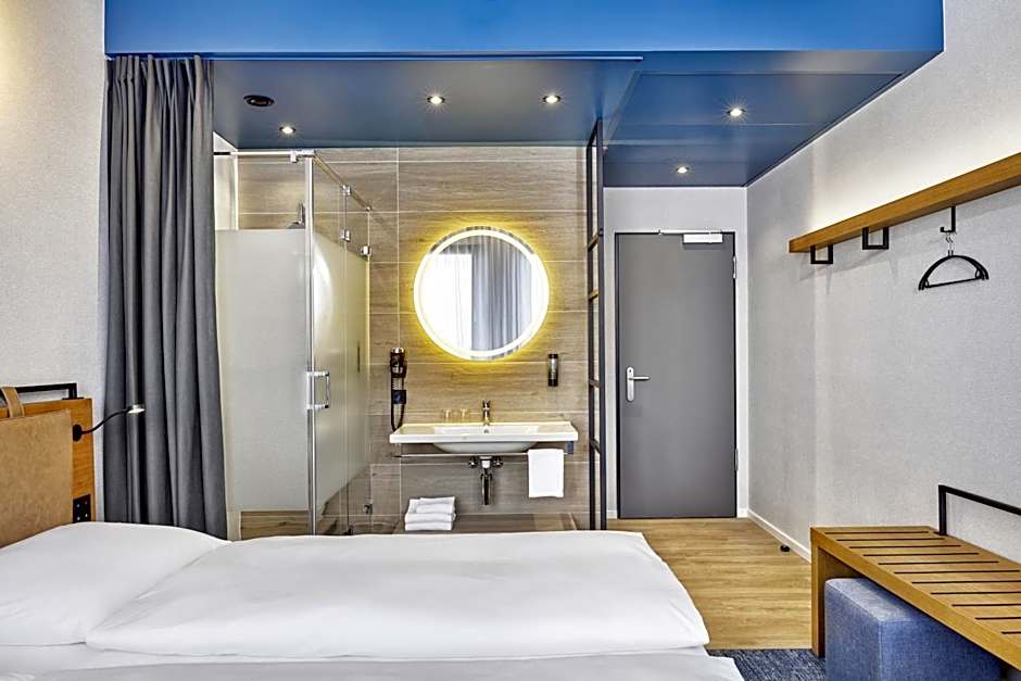 Sunday Hotel Düsseldorf Seestern