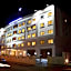 Hampshire Plaza Hotel